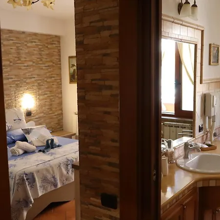 Il Veliero Oda ve Kahvaltı 4*