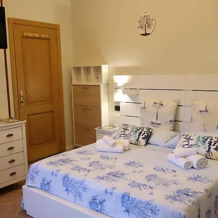 Il Veliero Roccalumera